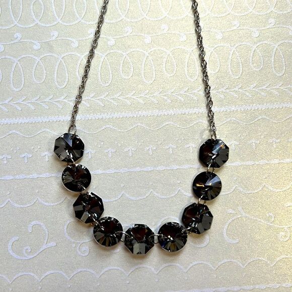My Style Iridescent Black Rhinestone Silver Chain Necklace - Picture 1 of 4
